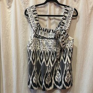 ⚜️ WHITE HOUSE BLACK MARKET Silk Monochrome Patterned blouse sz L